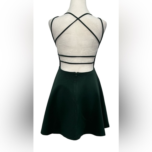 Lulus Green Fit Flare Skater Dress Open Back Strappy Party M Event HOCO Girly - Picture 5 of 10